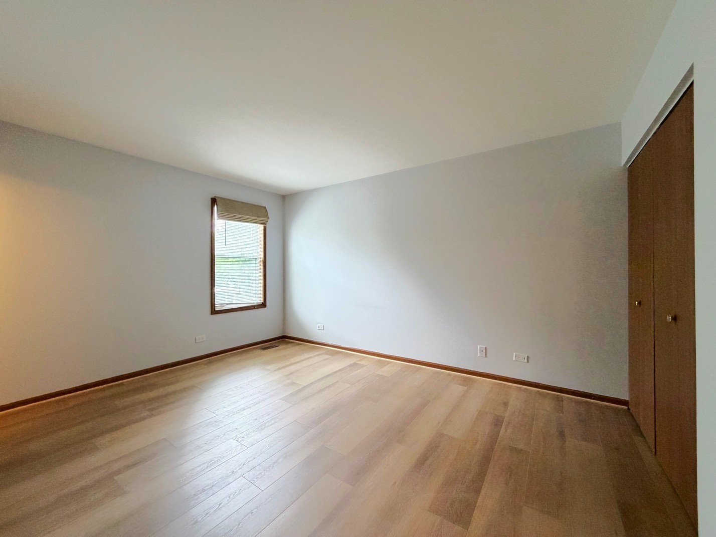 1724 Hall Place, Downers Grove, IL 60516