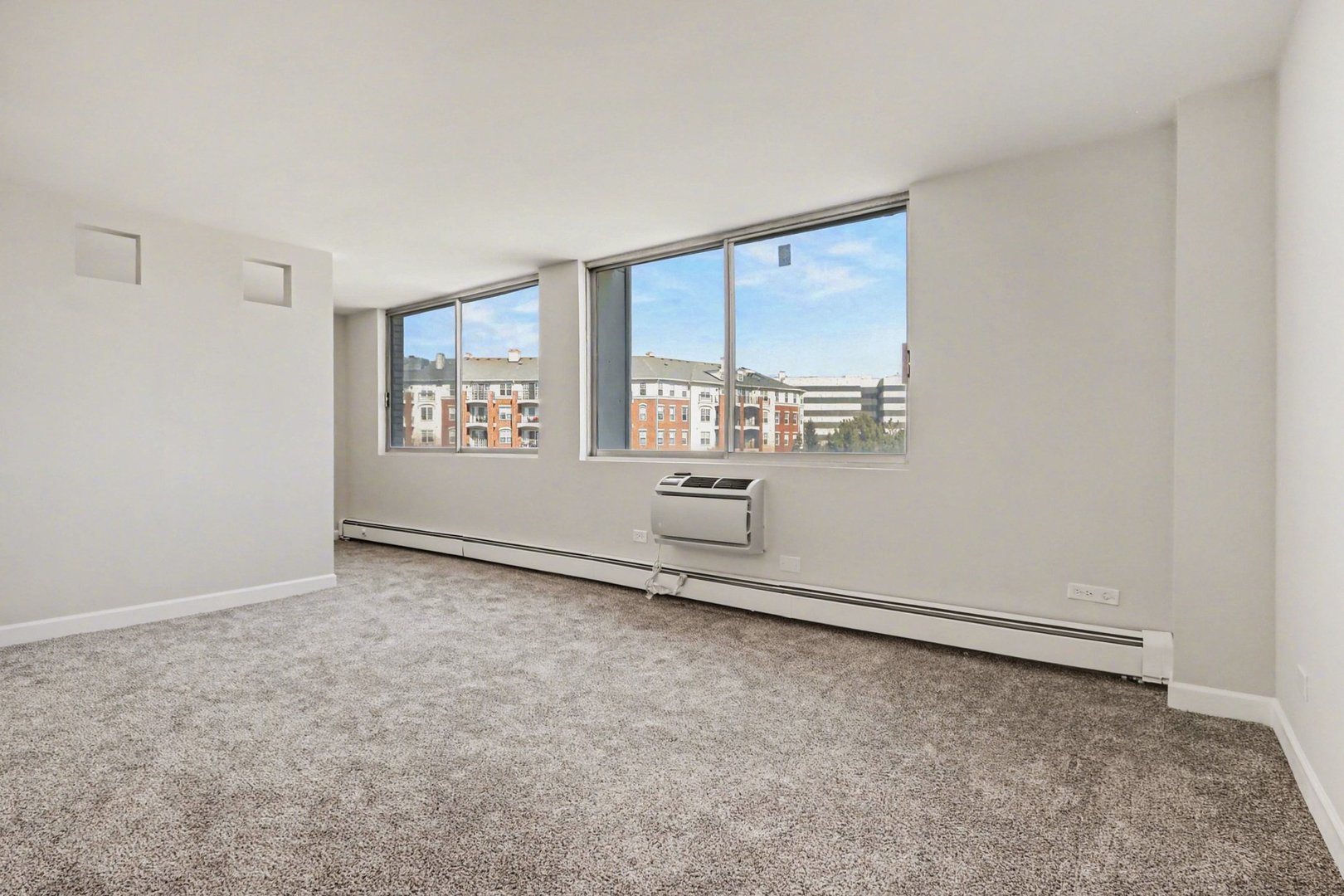 20 N Tower Road #4C, Oak Brook, IL 60523