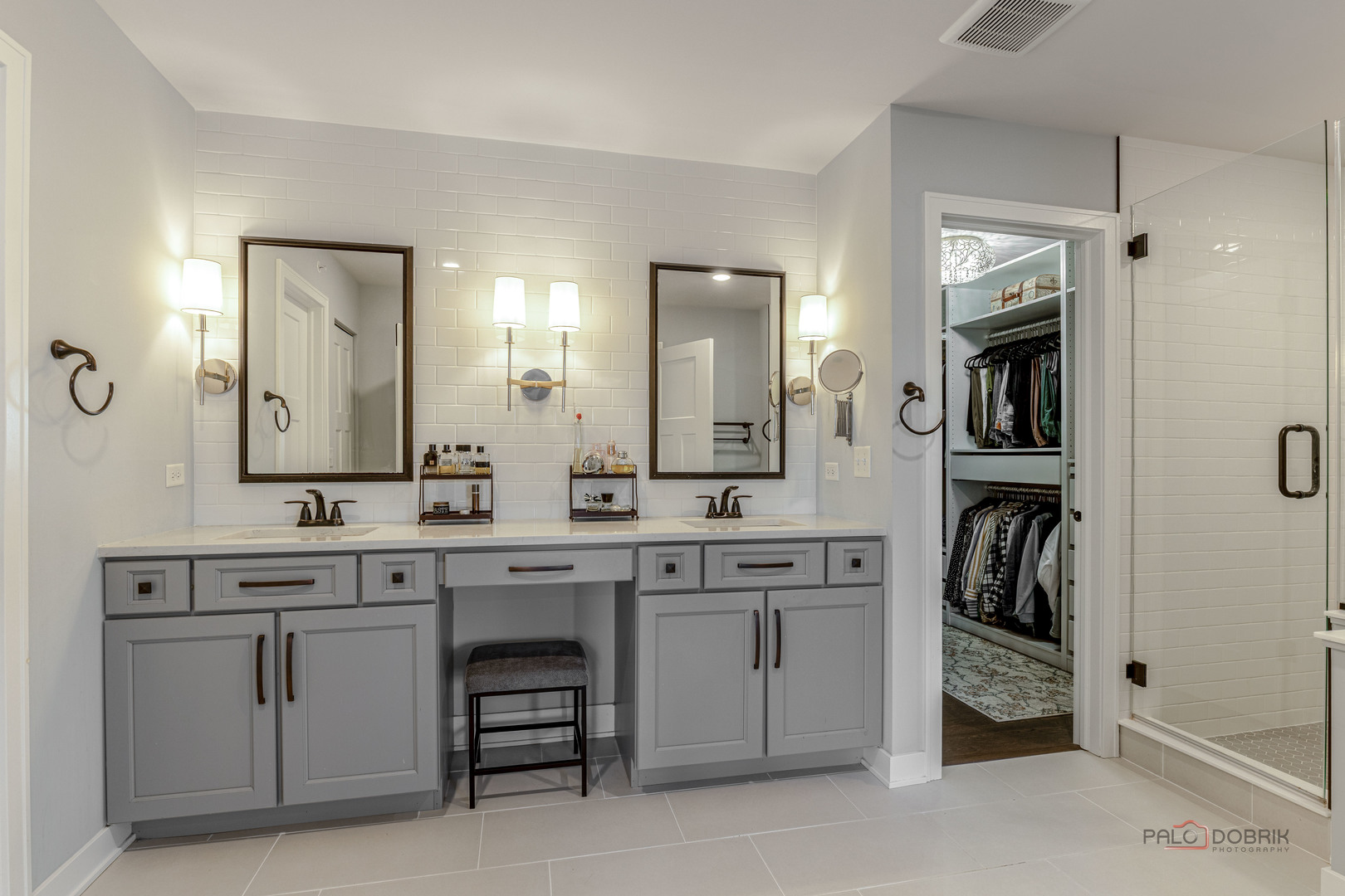 1038 Avery Ridge Circle, Lake Zurich, IL 60047