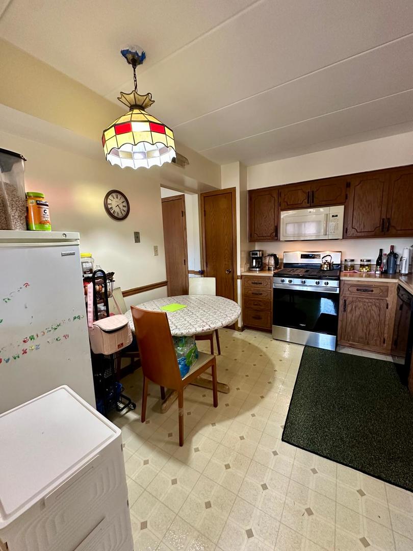 7304 Evergreen Drive #2B, Orland Park, IL 60462