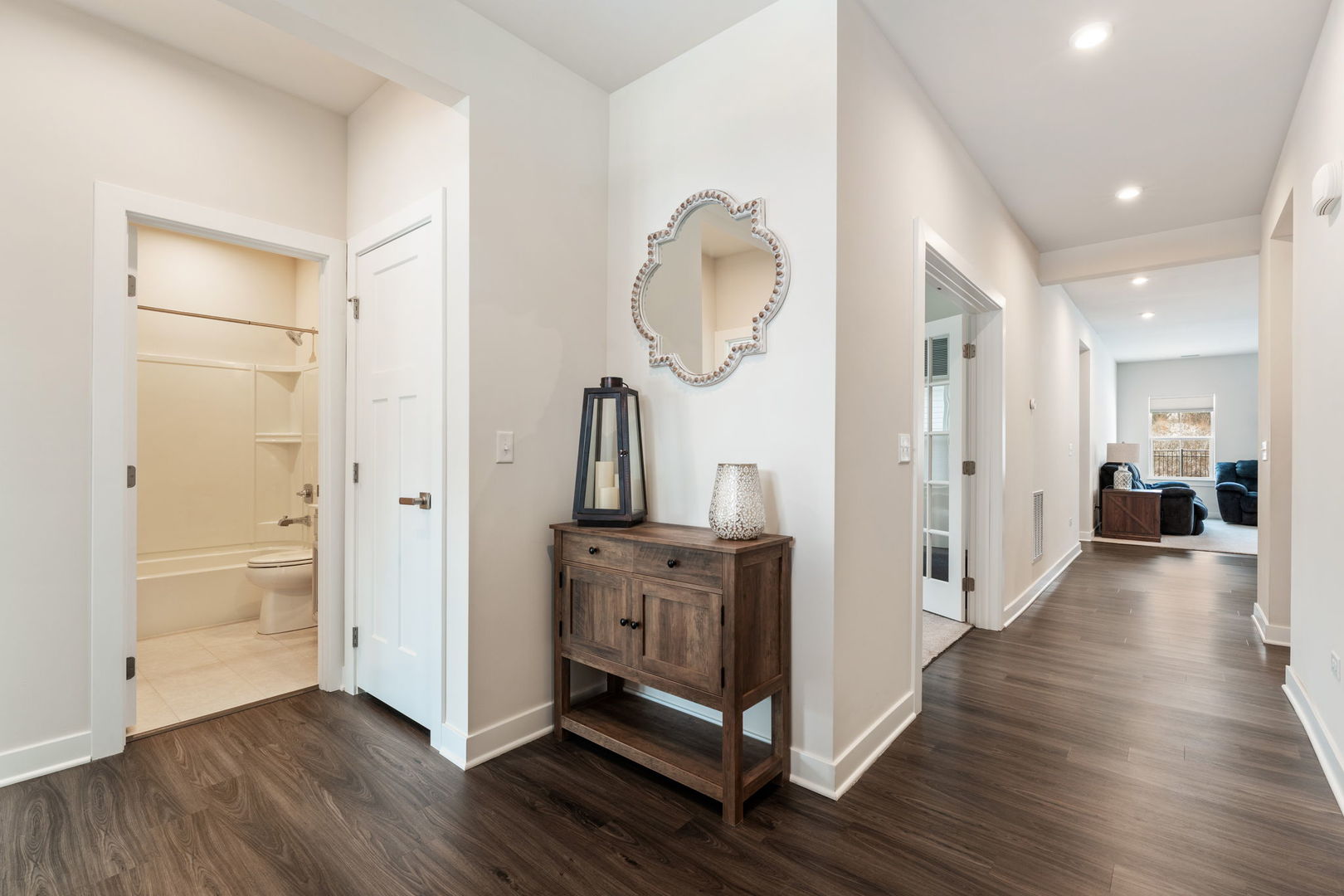 3694 Reddington Circle, Elgin, IL 60124