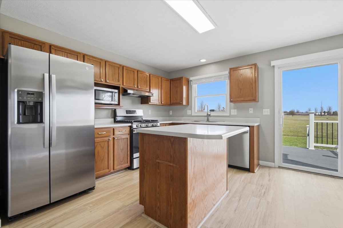 1308 Beacon Hill Court, Normal, IL 61761