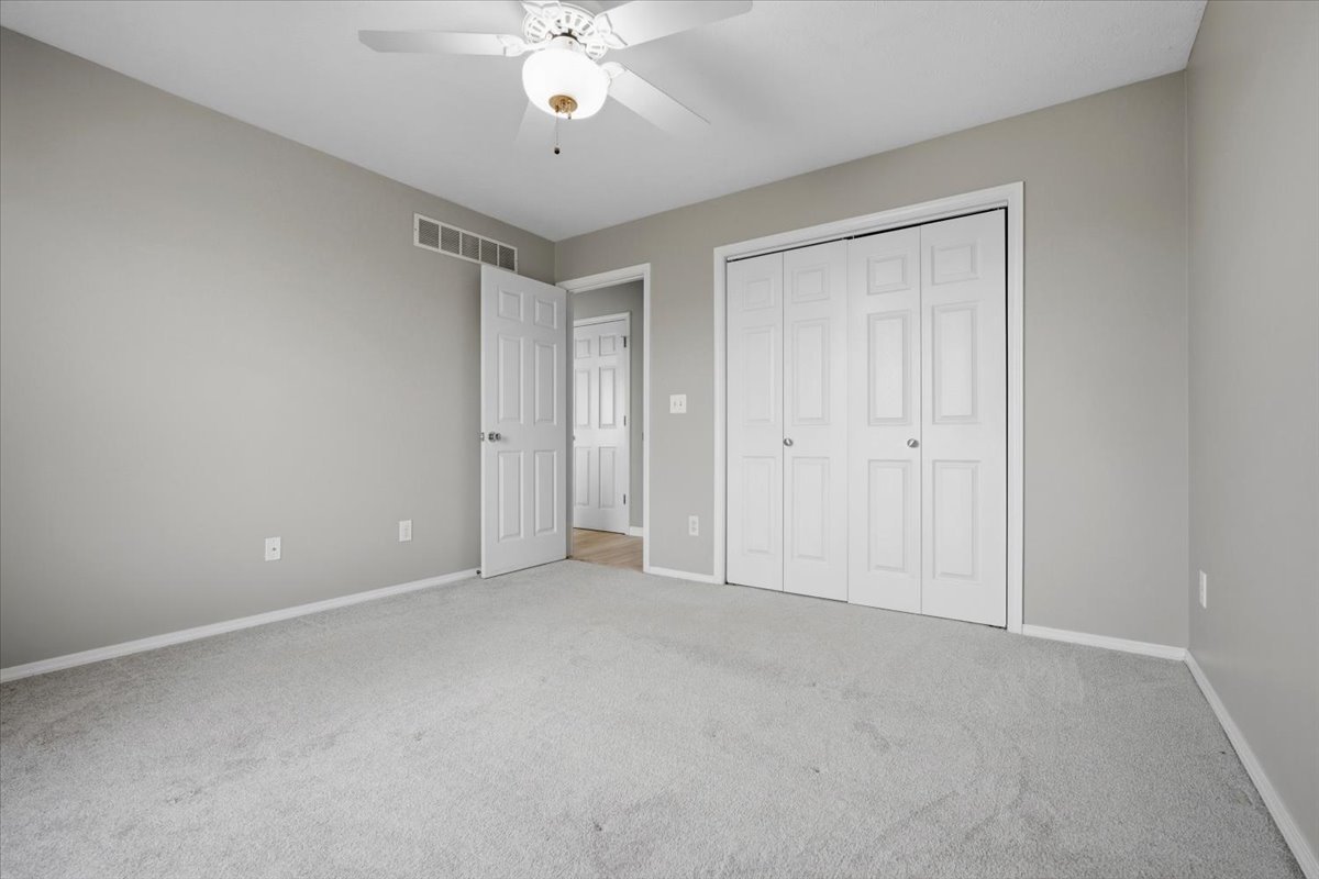 1308 Beacon Hill Court, Normal, IL 61761