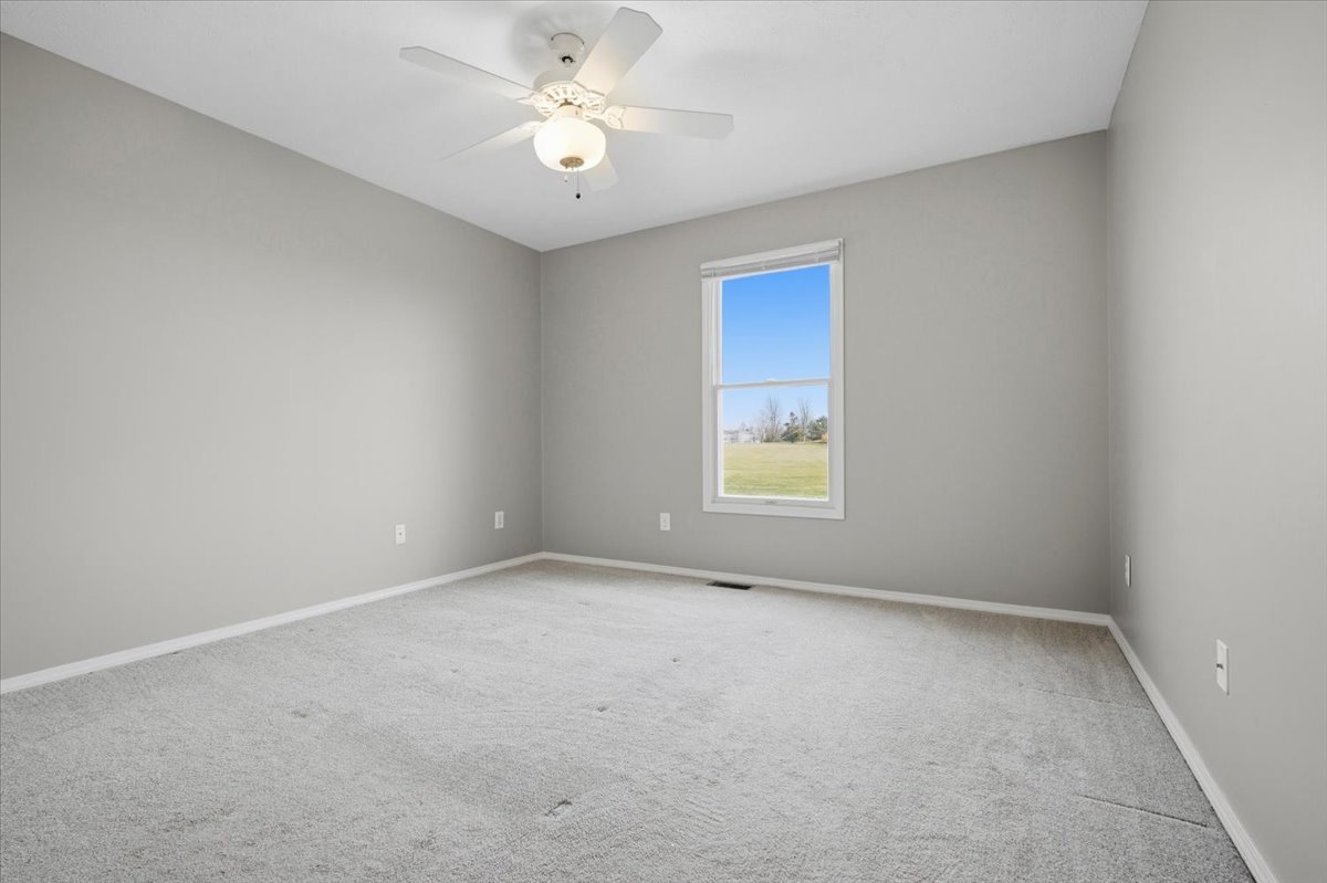 1308 Beacon Hill Court, Normal, IL 61761