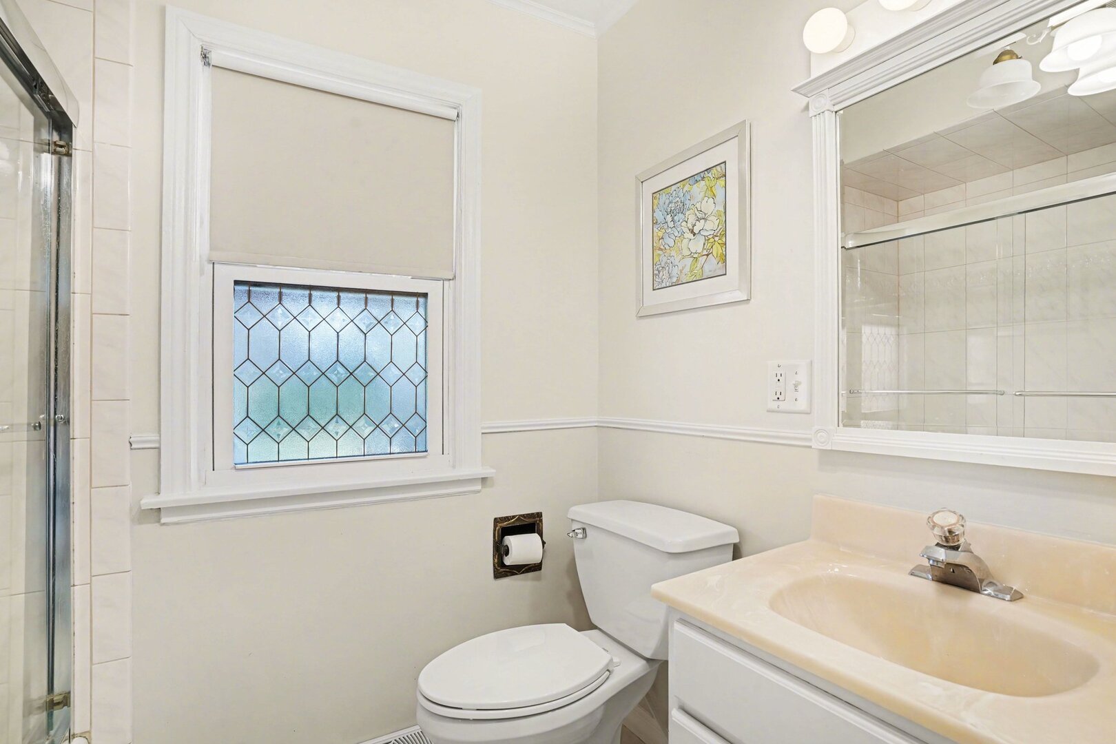 995 S Swain Avenue, Elmhurst, IL 60126