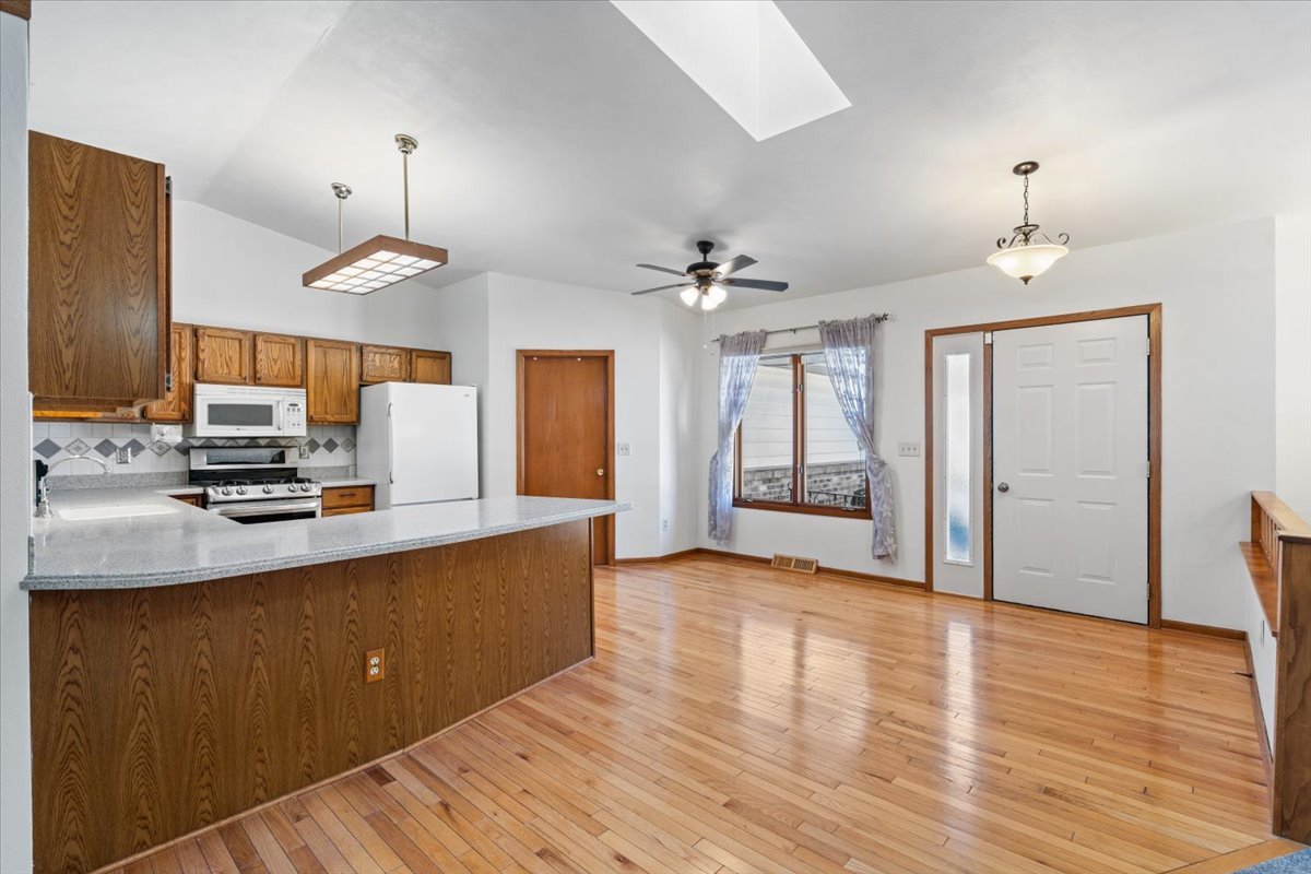 6629 Swansdown Road, Loves Park, IL 61111