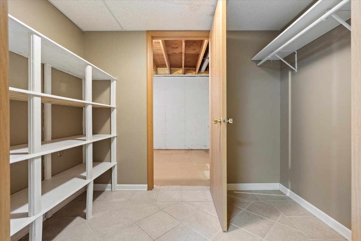 6629 Swansdown Road, Loves Park, IL 61111