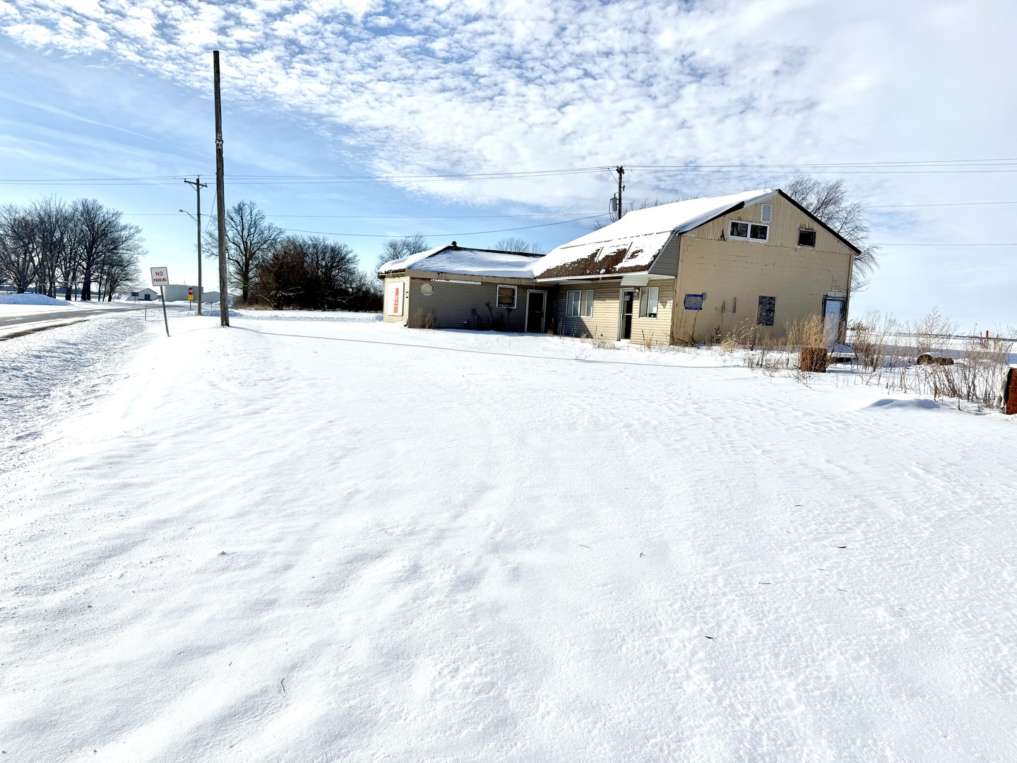 18843 State Hwy 54 Road, Dewitt, IL 61735