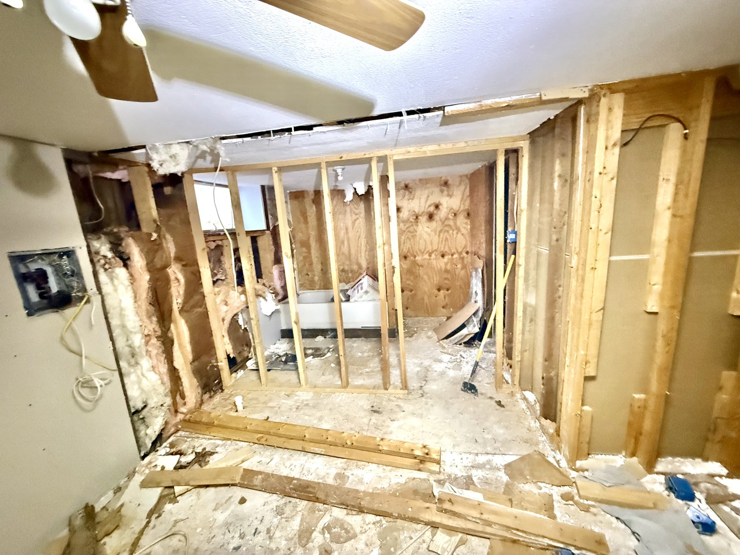 18843 State Hwy 54 Road, Dewitt, IL 61735