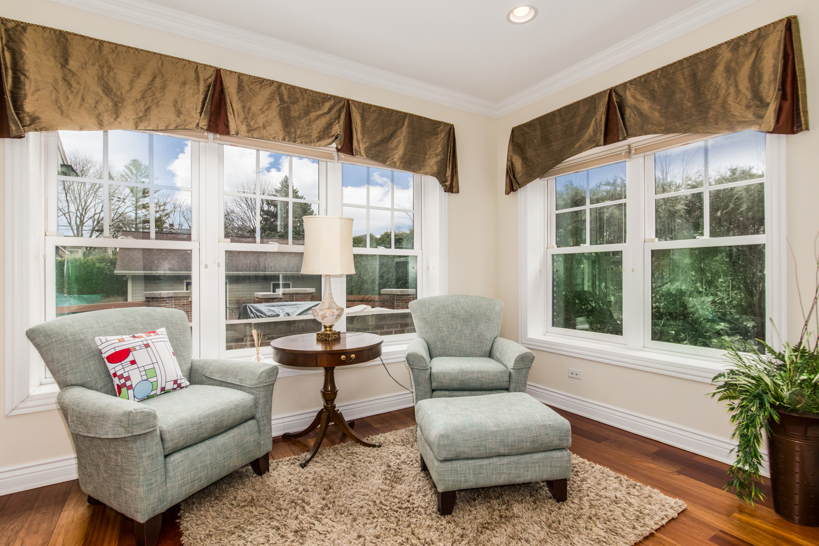 711 Jackson Avenue, River Forest, IL 60305