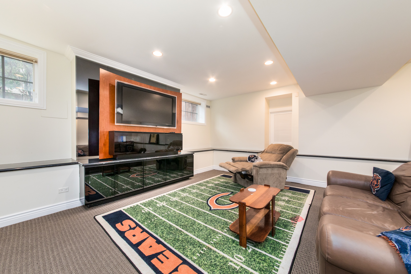 711 Jackson Avenue, River Forest, IL 60305