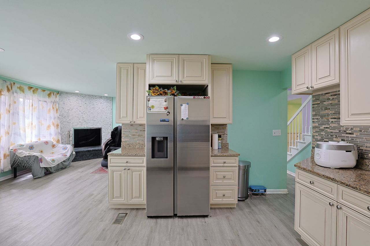 1803 Koehling Road, Northbrook, IL 60062