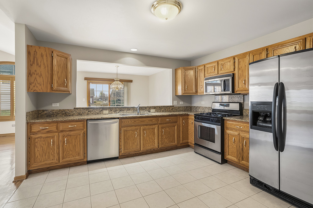 1153 Linden Circle, Beecher, IL 60401