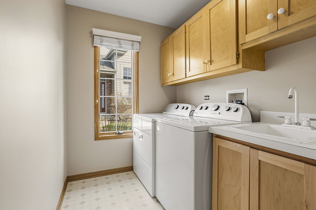 1153 Linden Circle, Beecher, IL 60401