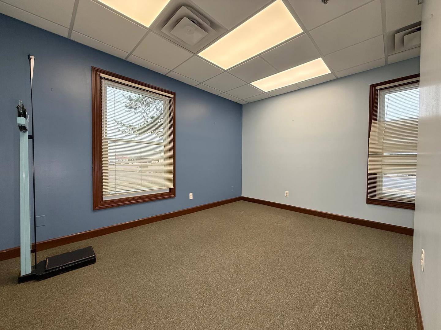 1650 E Main Street, St. Charles, IL 60174