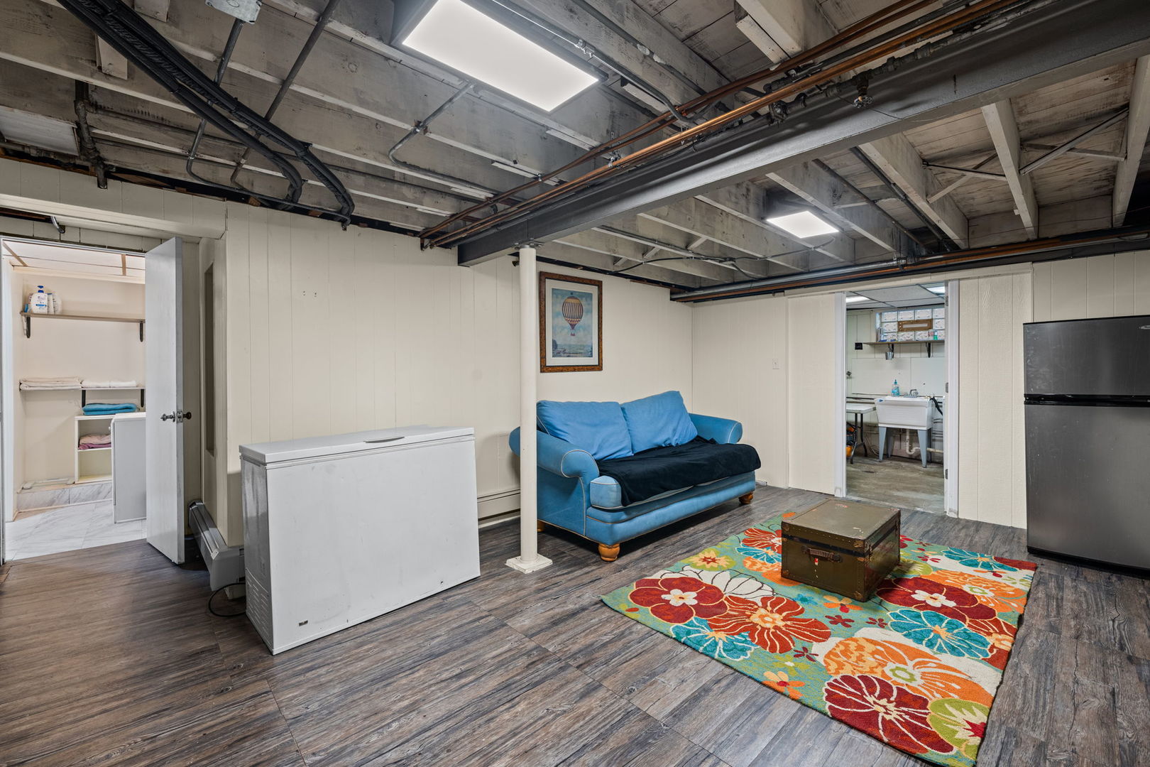 6550 W Ebinger Drive, Niles, IL 60714