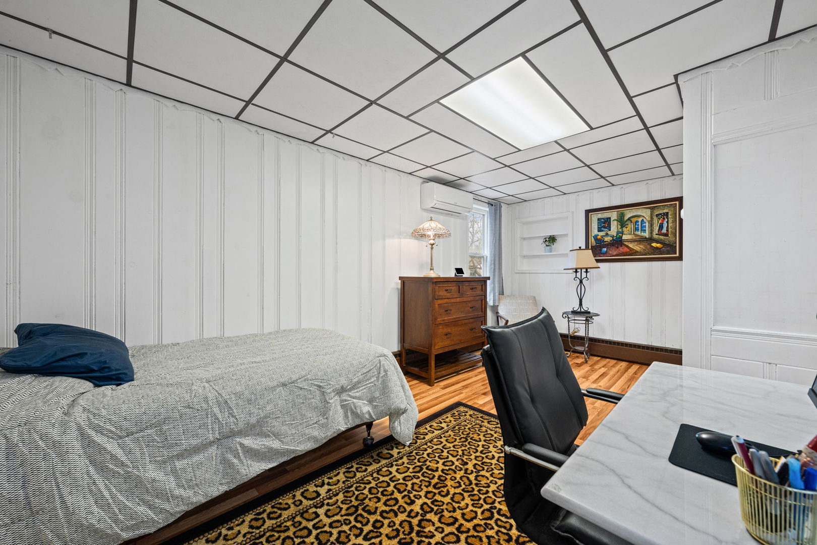 6550 W Ebinger Drive, Niles, IL 60714