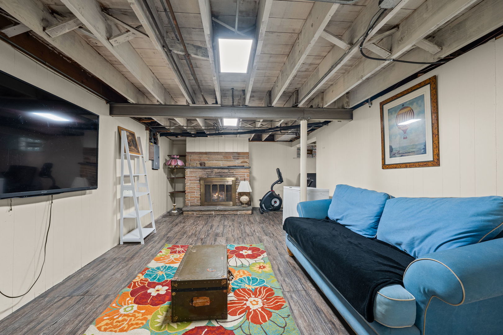 6550 W Ebinger Drive, Niles, IL 60714