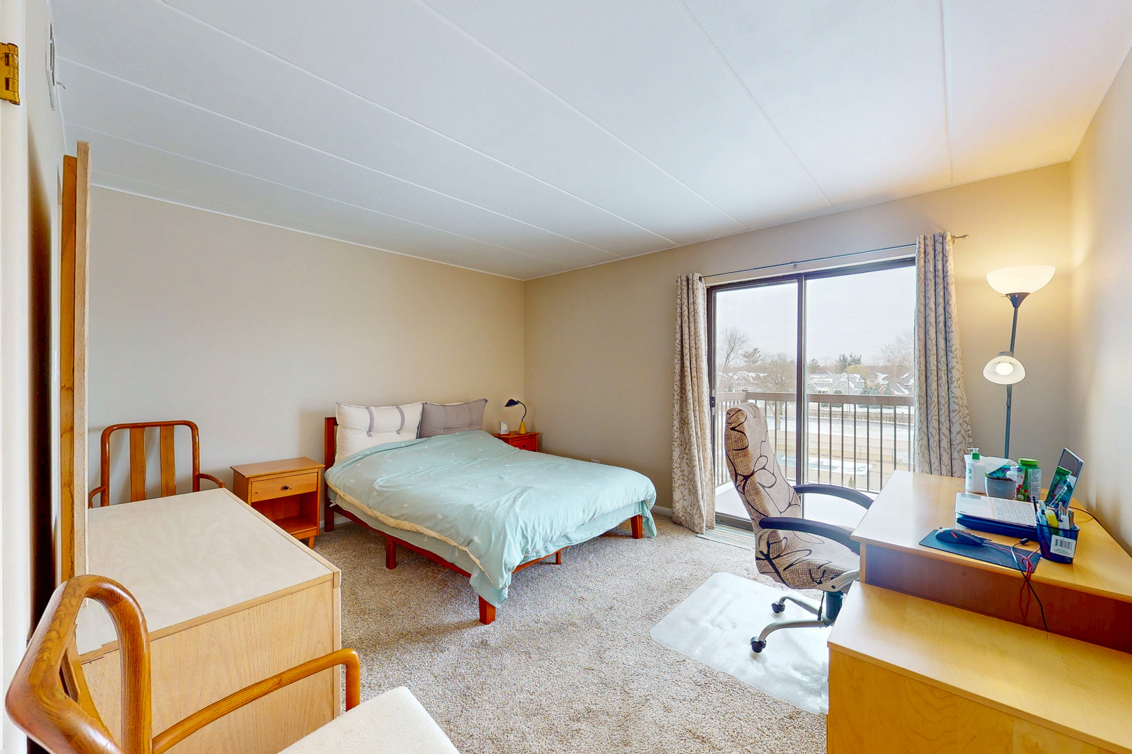 6443 Clarendon Hills Road #411K, Willowbrook, IL 60527