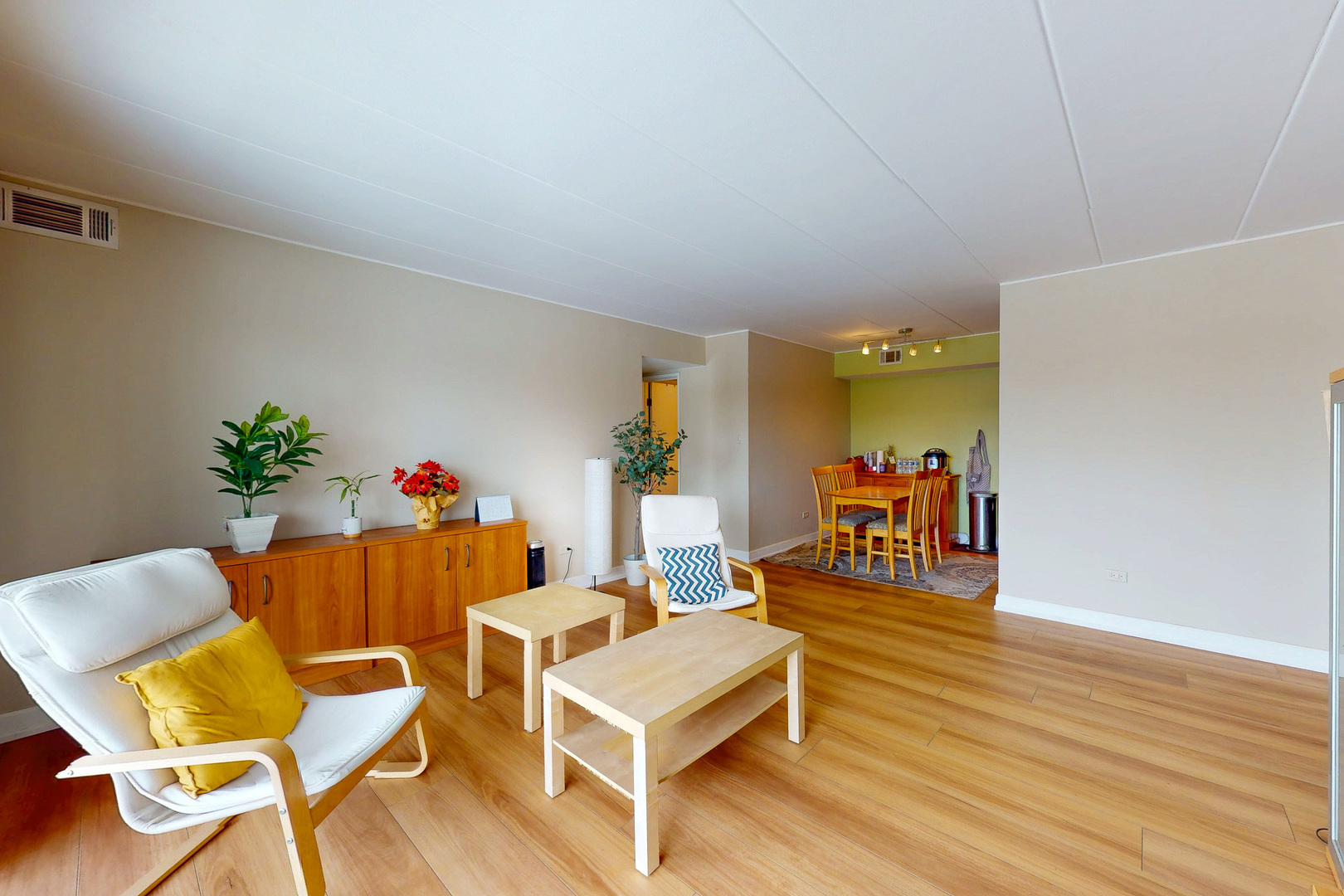 6443 Clarendon Hills Road #411K, Willowbrook, IL 60527