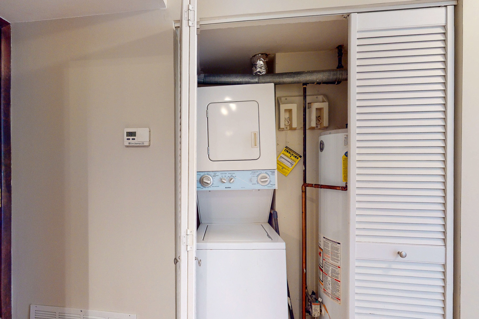 6443 Clarendon Hills Road #411K, Willowbrook, IL 60527