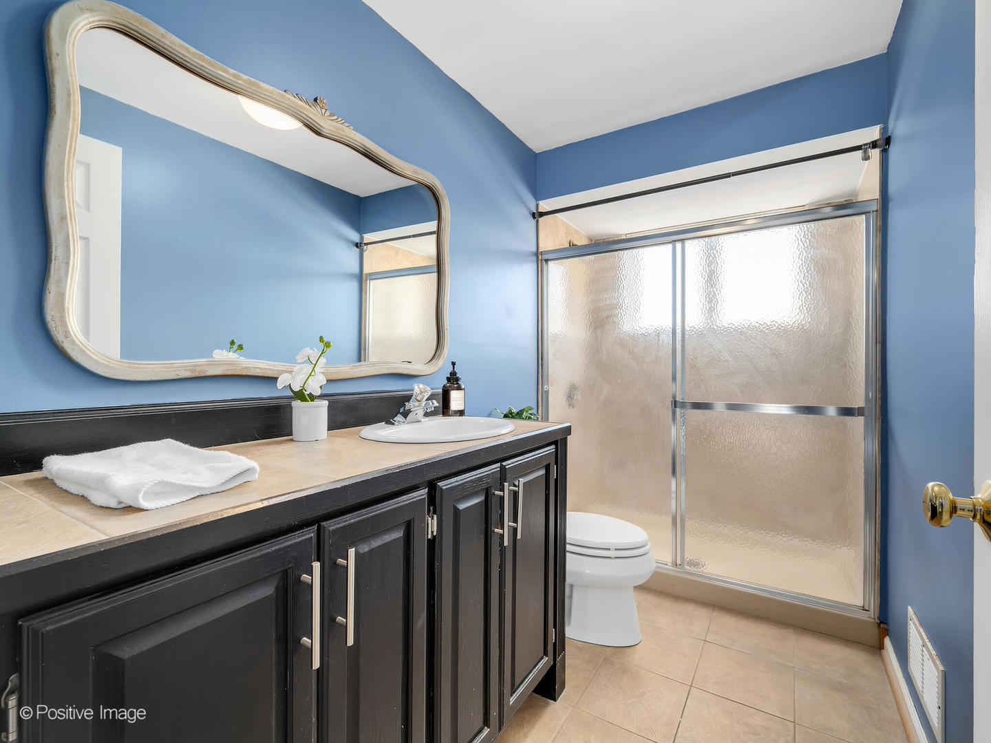 10264 Pelham Street, Westchester, IL 60154