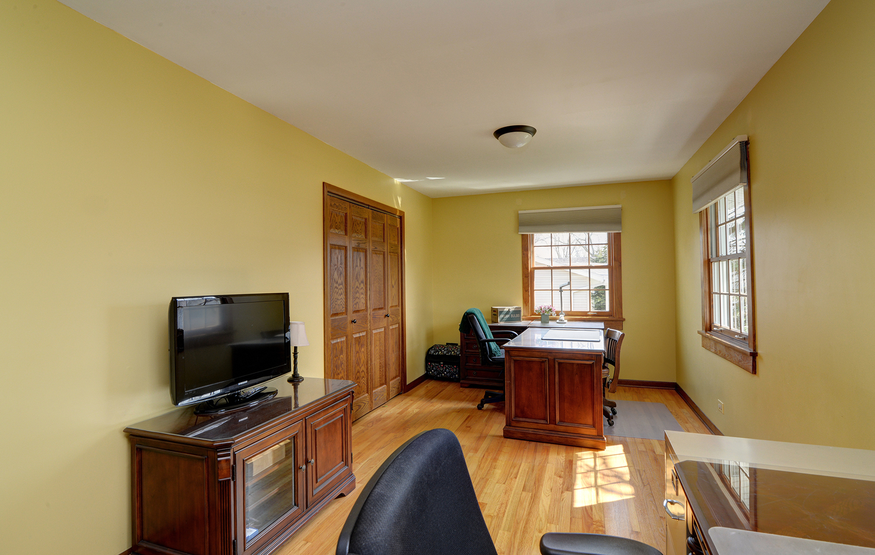 213 Arapahoe Trail, Carol Stream, IL 60188