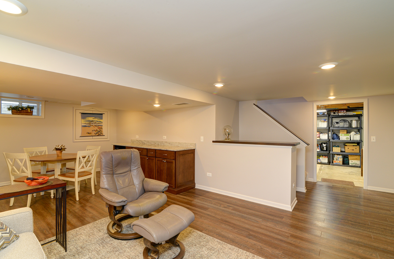 213 Arapahoe Trail, Carol Stream, IL 60188