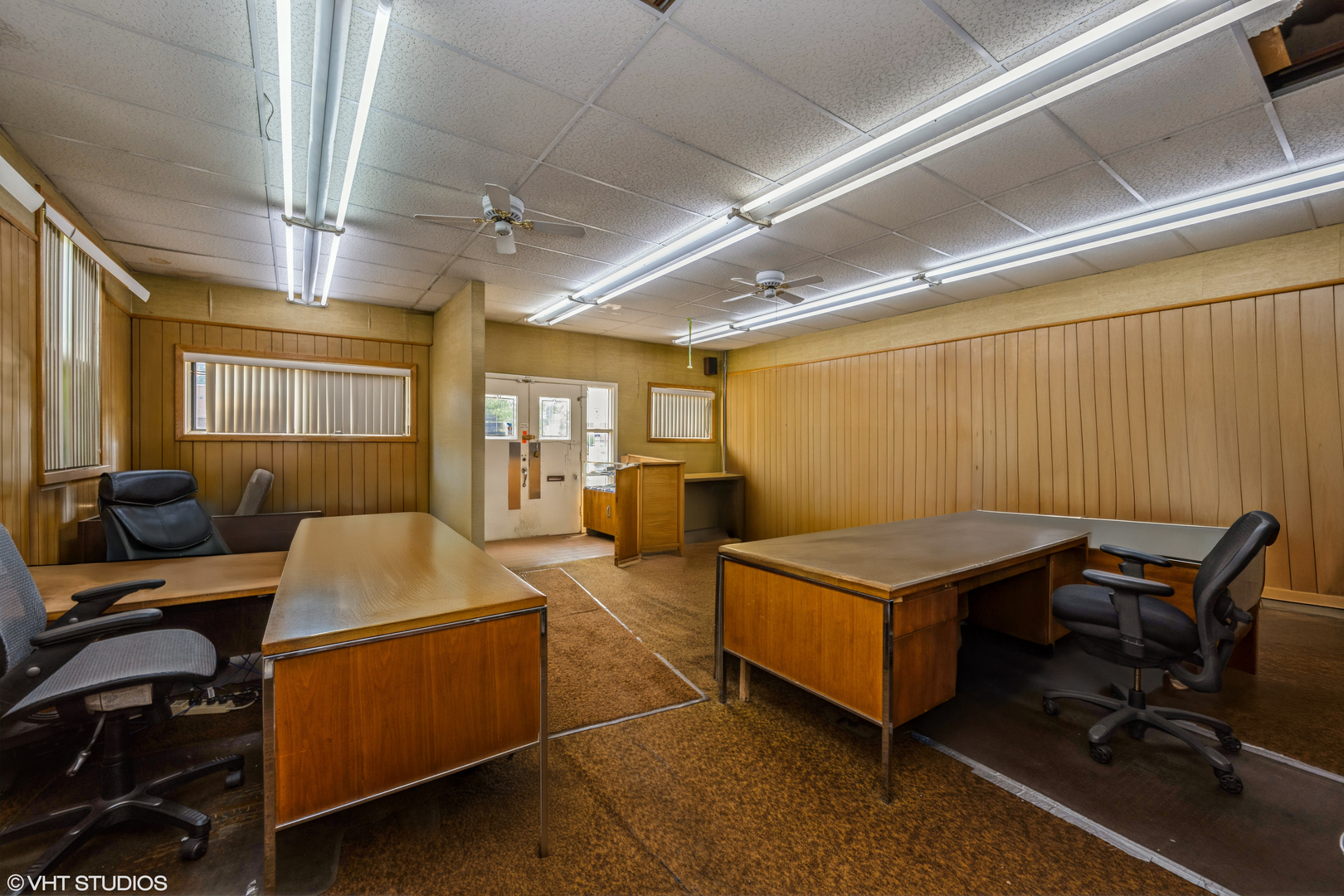 6712 N Crawford Avenue, Lincolnwood, IL 60712