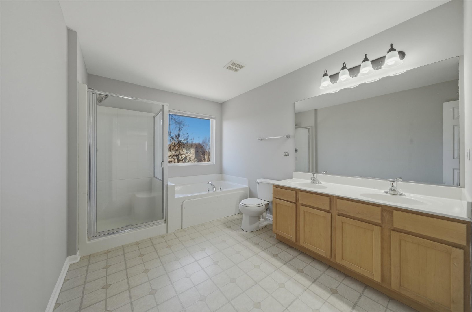 1053 Walker Court, Antioch, IL 60002