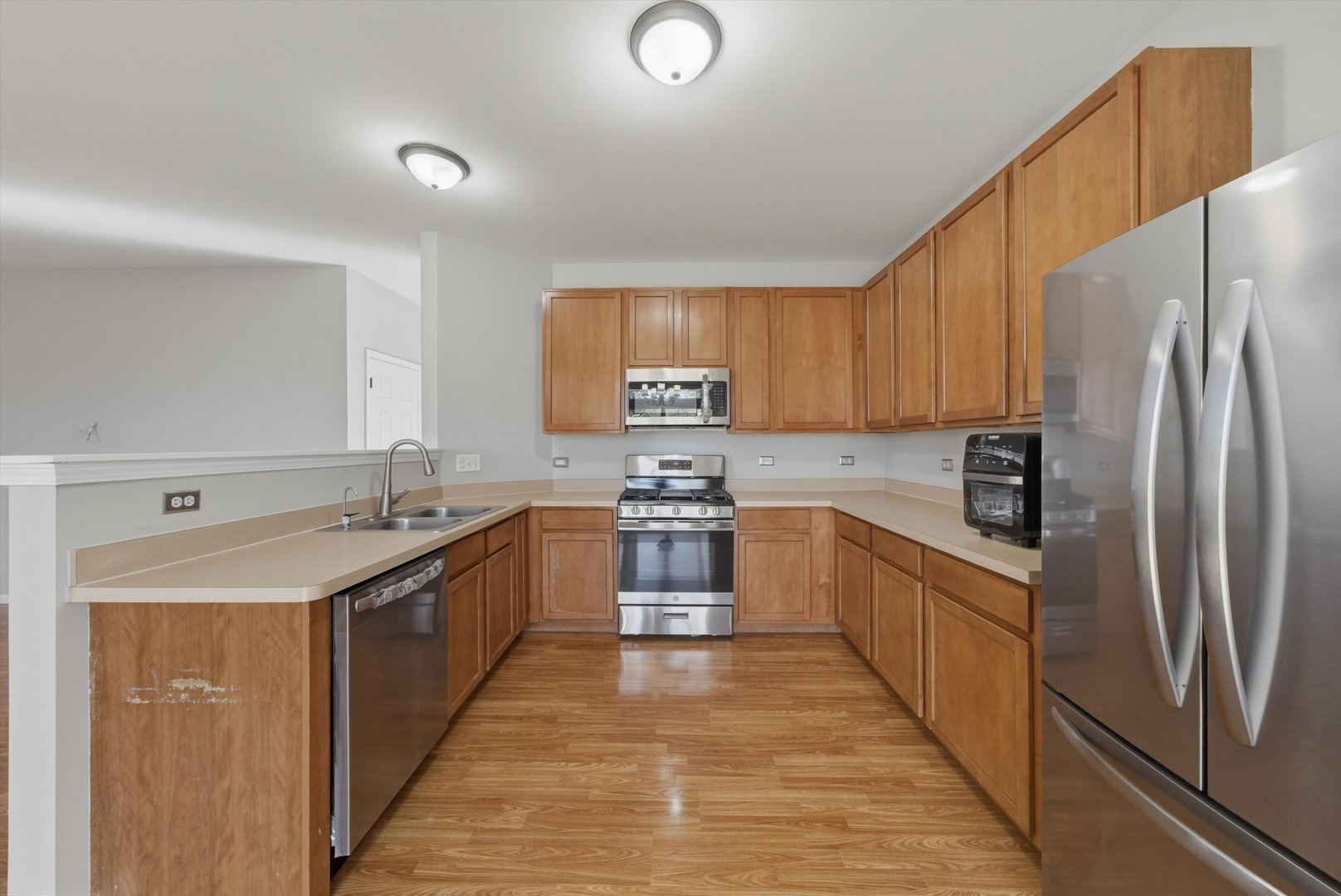 1053 Walker Court, Antioch, IL 60002