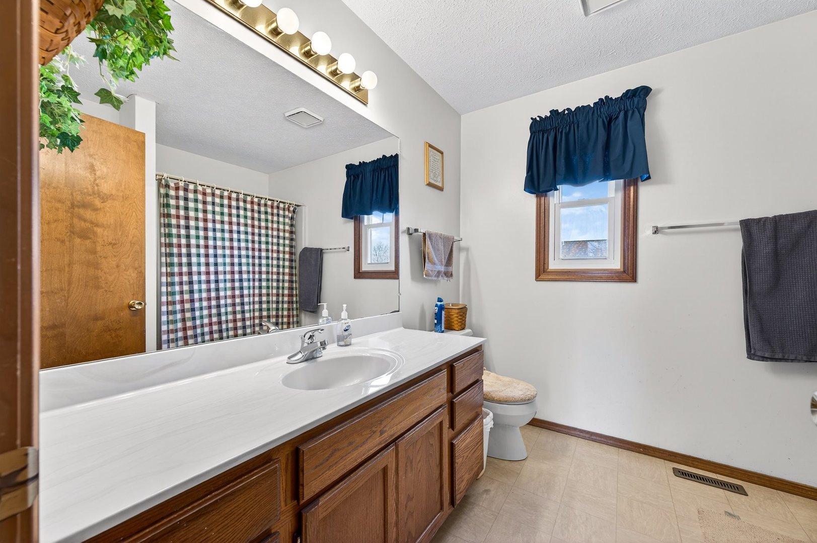 2704 Brighton Lane, Bloomington, IL 61704