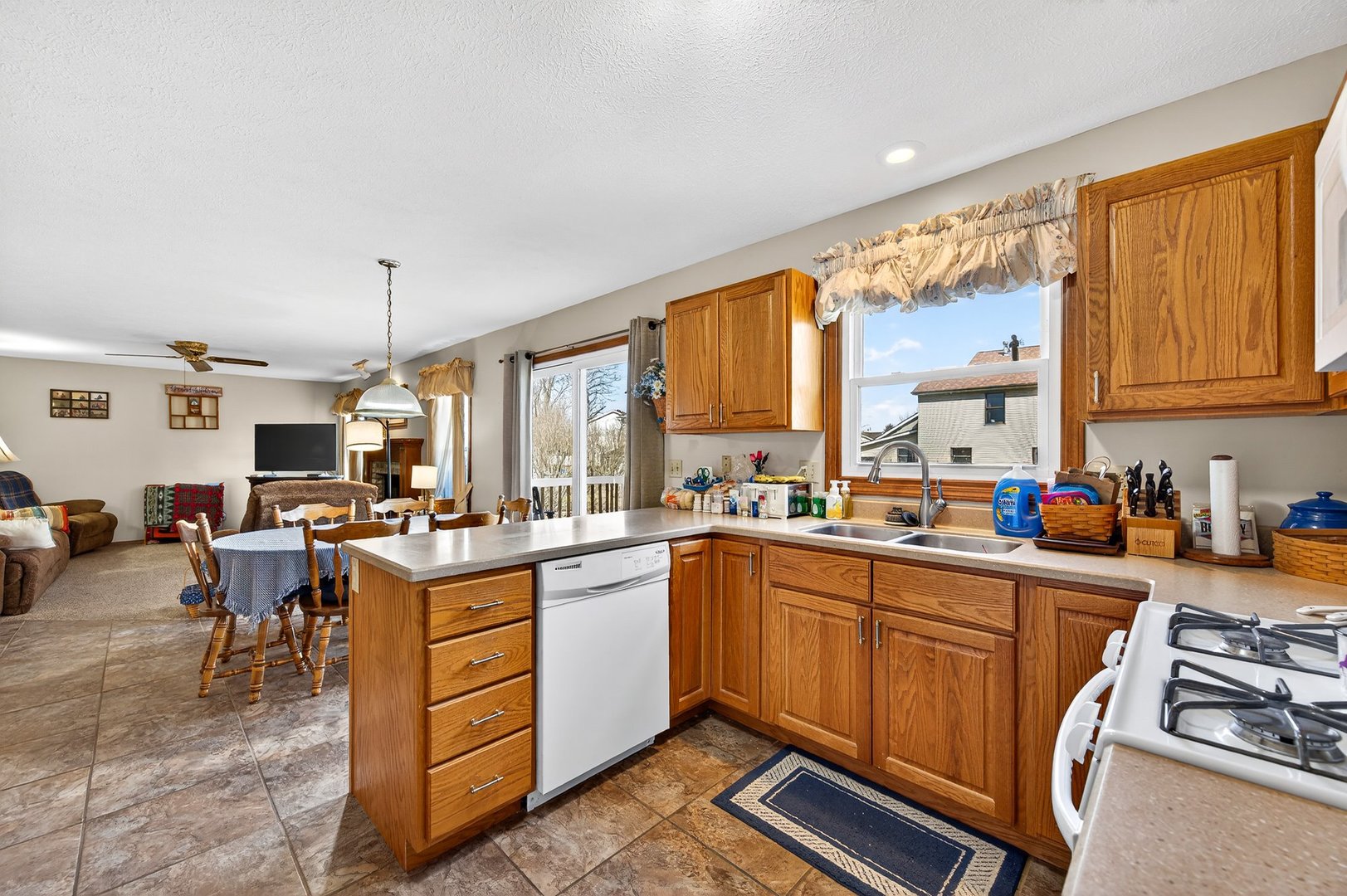 2704 Brighton Lane, Bloomington, IL 61704