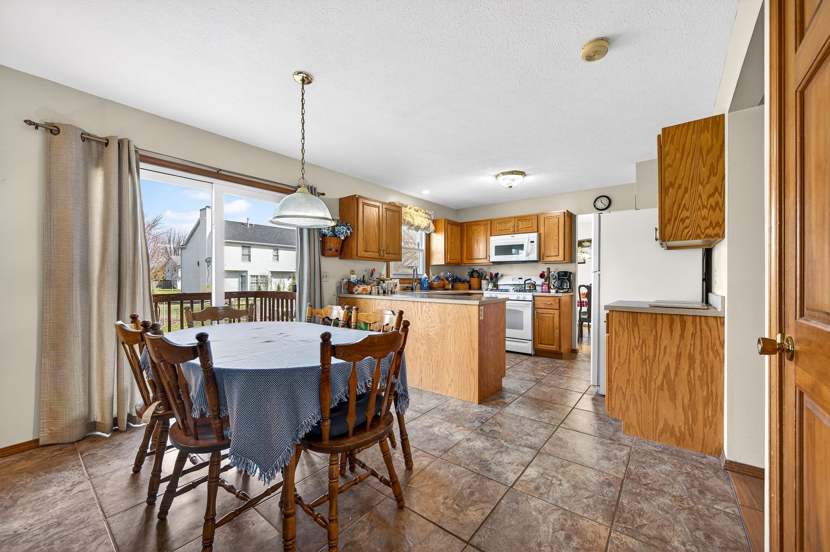 2704 Brighton Lane, Bloomington, IL 61704