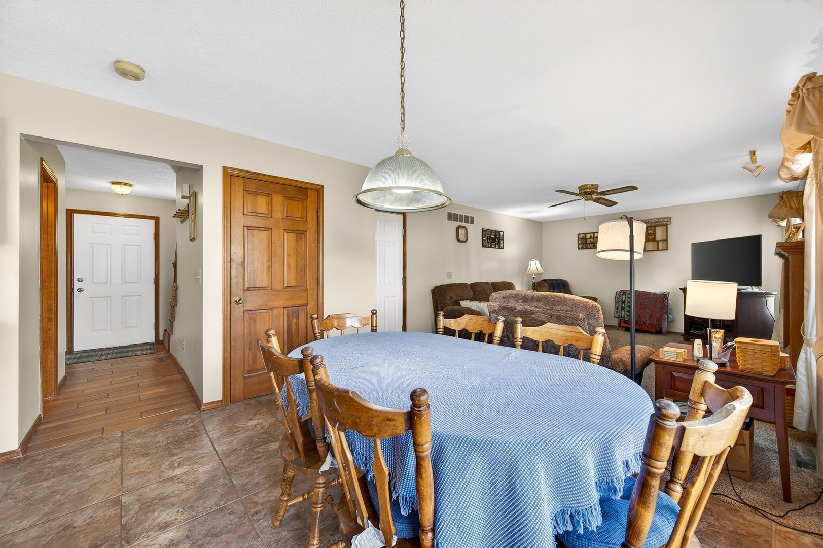 2704 Brighton Lane, Bloomington, IL 61704