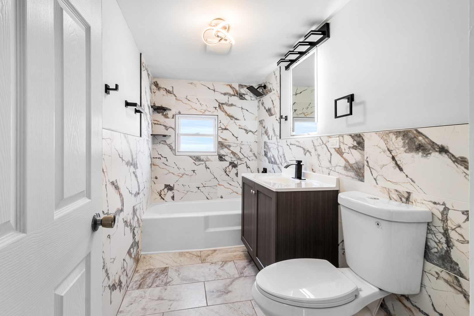 7424 W 57th Place, Summit, IL 60501