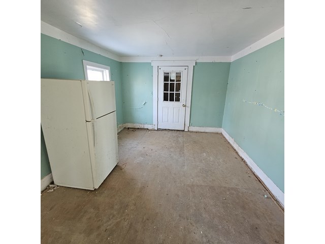 212 S Tryon Street, Woodstock, IL 60098