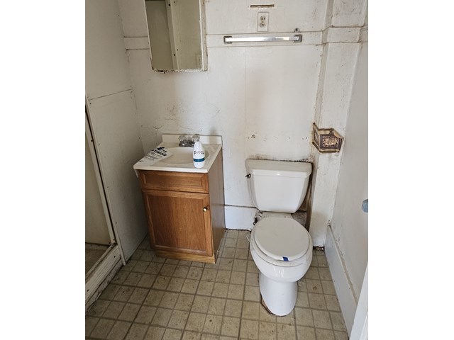 212 S Tryon Street, Woodstock, IL 60098