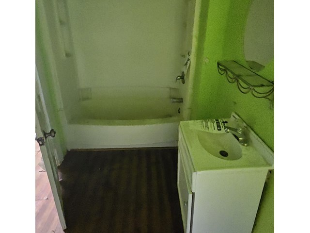 212 S Tryon Street, Woodstock, IL 60098