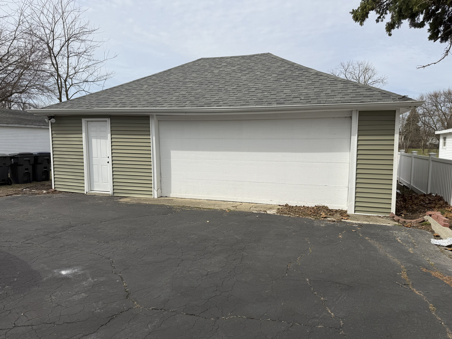 16816 S Park Avenue, South Holland, IL 60473