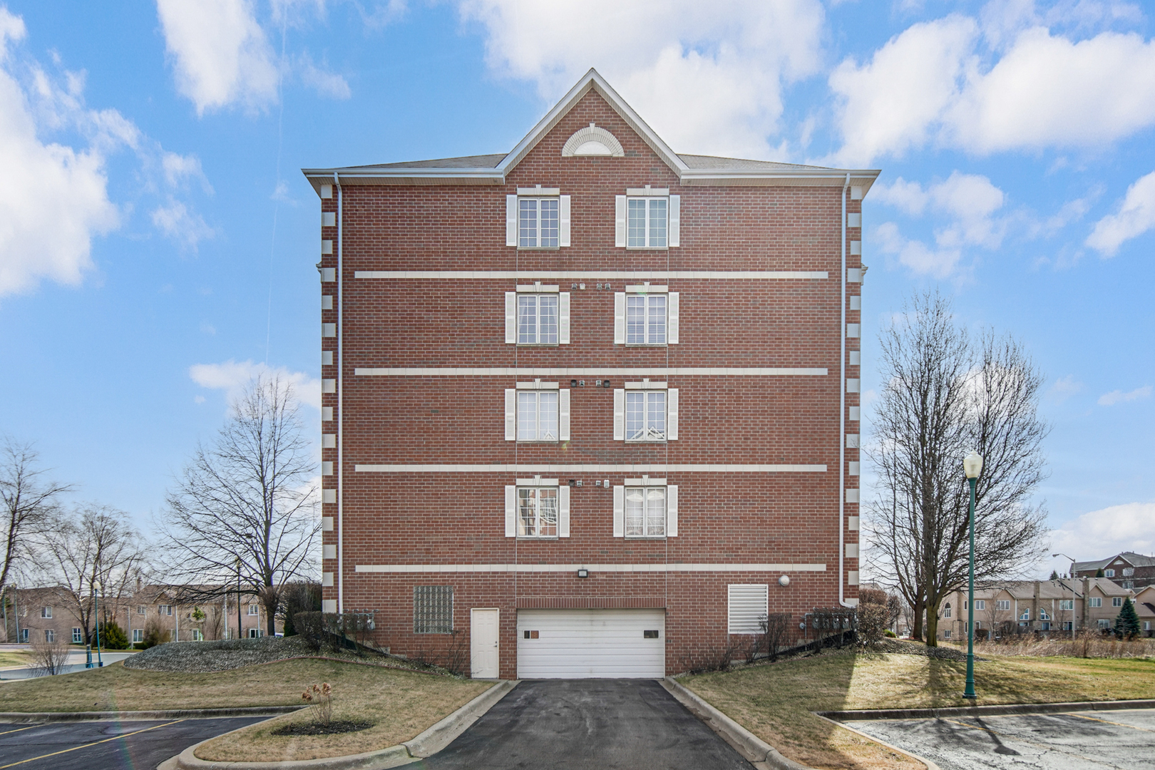 7722 Greenway Boulevard #3SE, Tinley Park, IL 60487