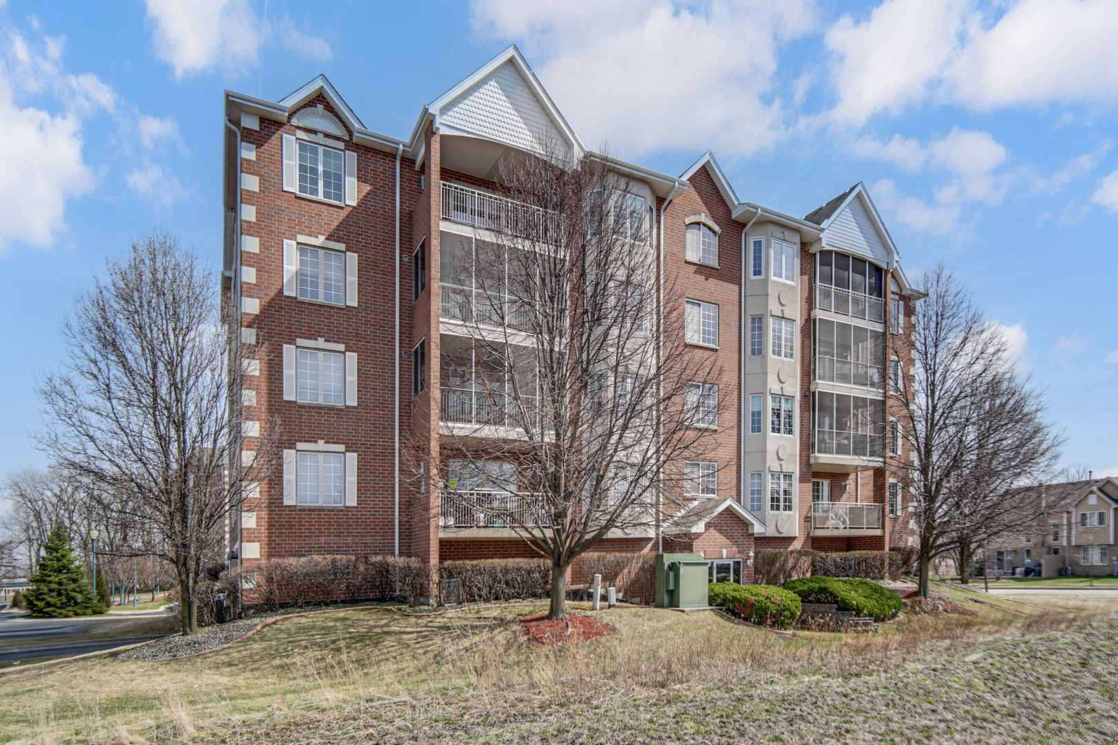 7722 Greenway Boulevard #3SE, Tinley Park, IL 60487