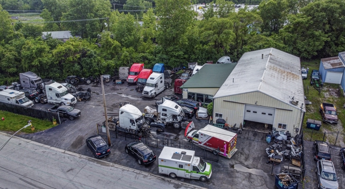 17620 Chicago Avenue, Lansing, IL 60438