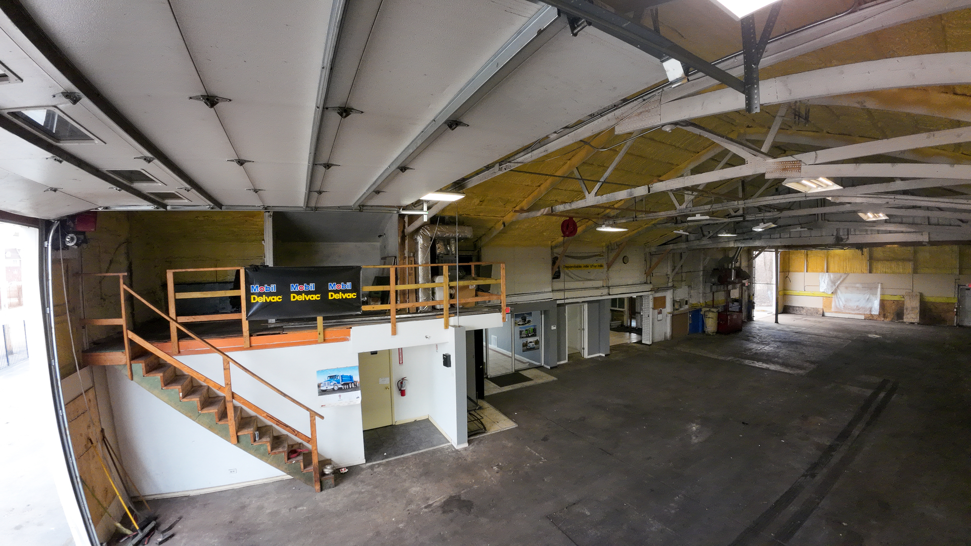 17620 Chicago Avenue, Lansing, IL 60438