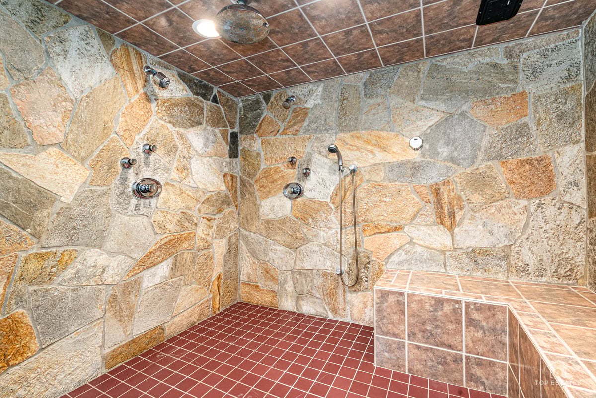 25676 N Canyon Creek Court, Barrington, IL 60010