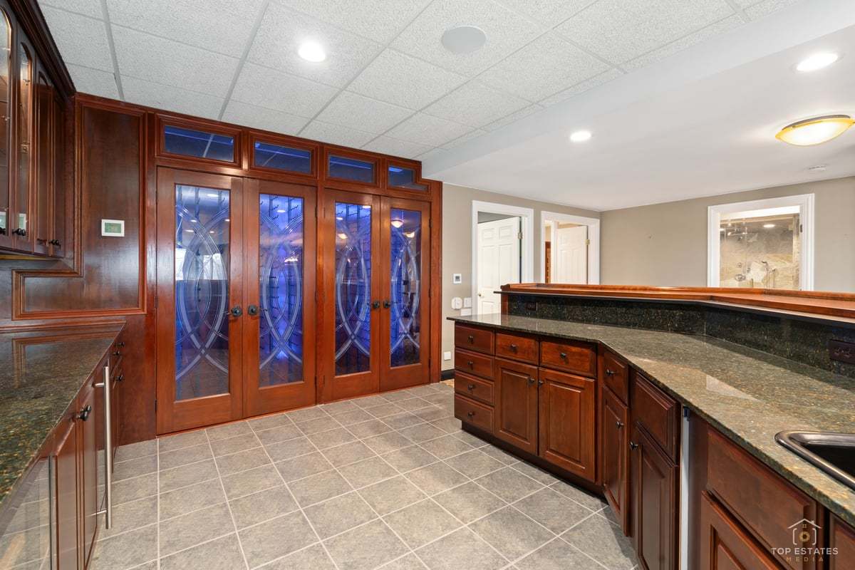 25676 N Canyon Creek Court, Barrington, IL 60010