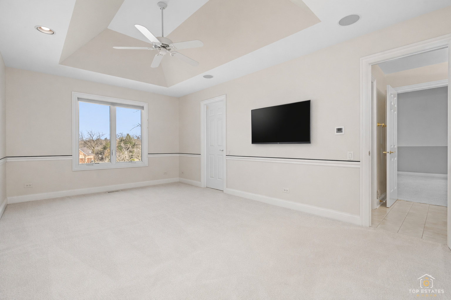 25676 N Canyon Creek Court, Barrington, IL 60010