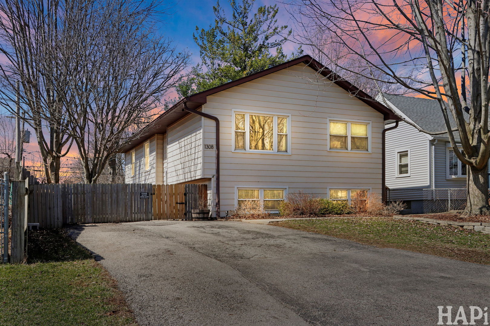 1308 Ridgeway Street, Round Lake, IL 60073