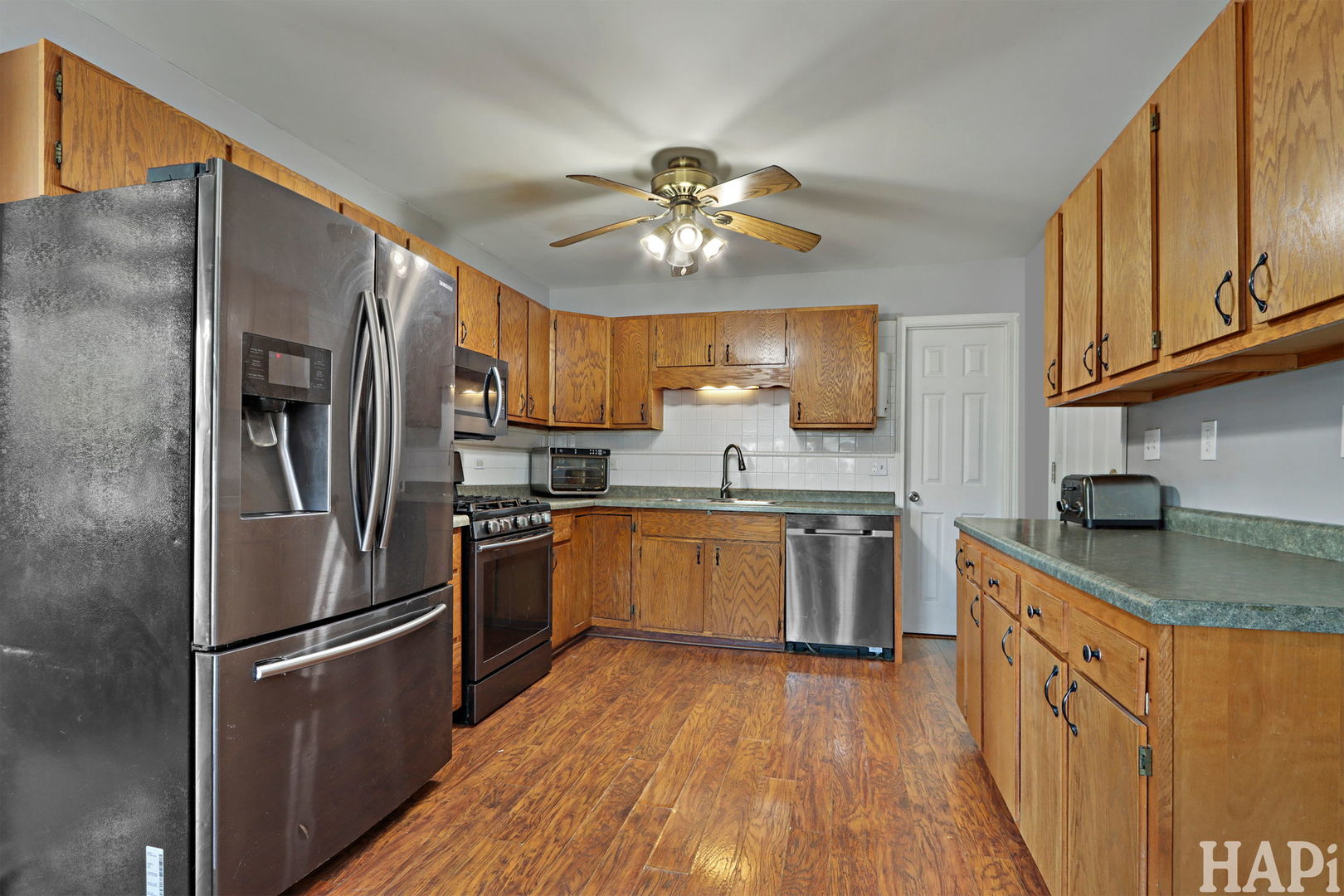 1308 Ridgeway Street, Round Lake, IL 60073