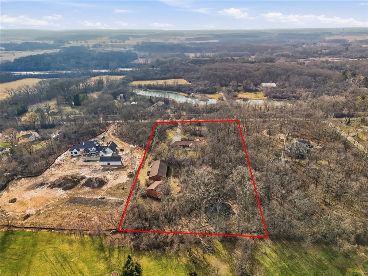 40335 N Mill Creek Road, Old Mill Creek, IL 60083